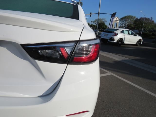 Used 2019 Toyota Yaris LE FWD image 11