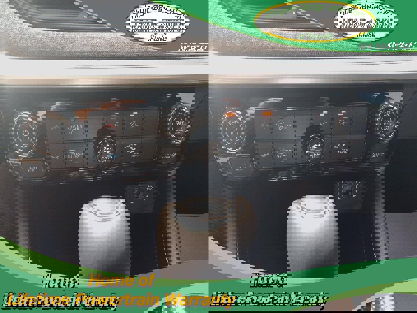 New 2025 Jeep Compass Latitude image 23