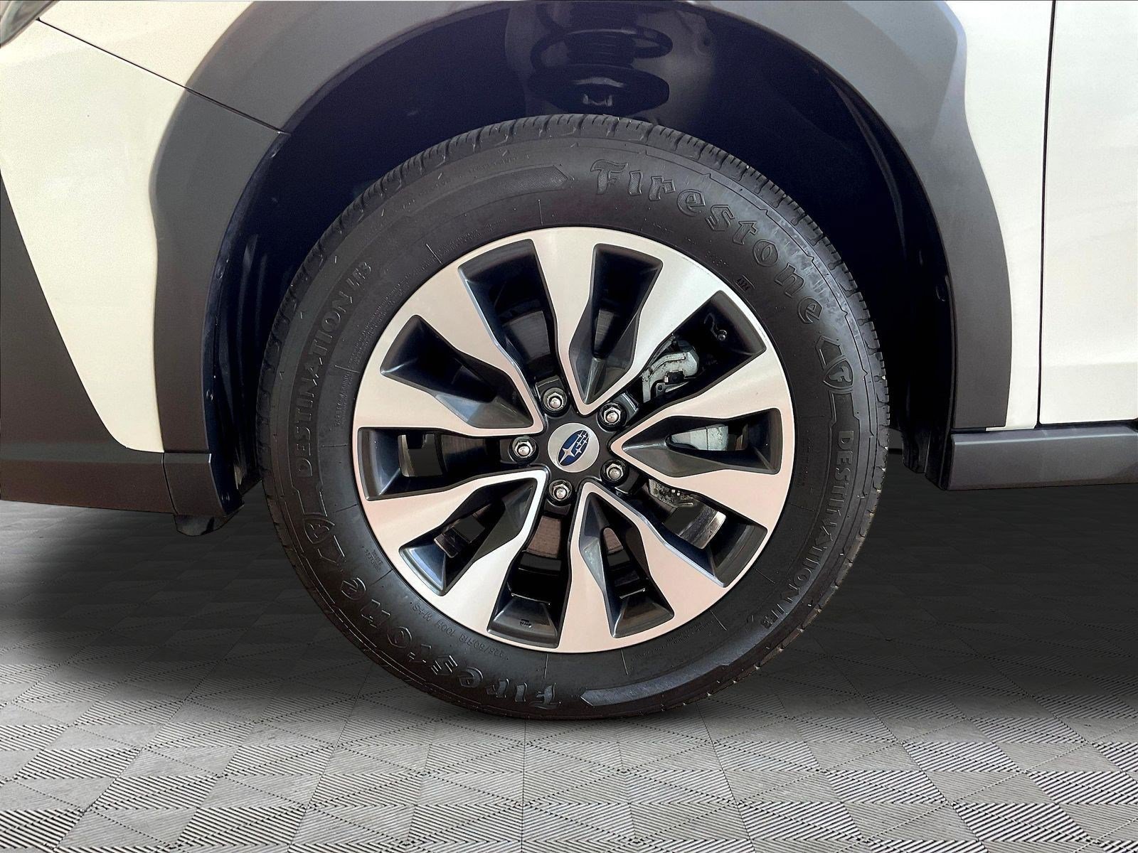 Used 2023 Subaru Outback Limited AWD/4WD image 32