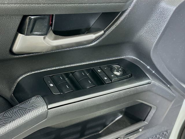 Used 2025 Toyota Tacoma TRD Off-Road image 19
