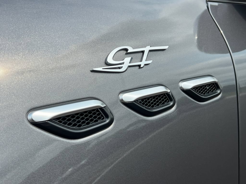 Used 2023 Maserati Grecale GT AWD/4WD image 35
