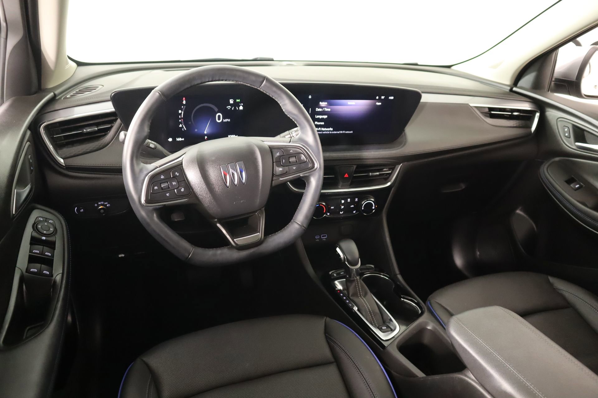 Used 2025 Buick Encore GX Sport Touring w/ Advanced Technology Package image 2