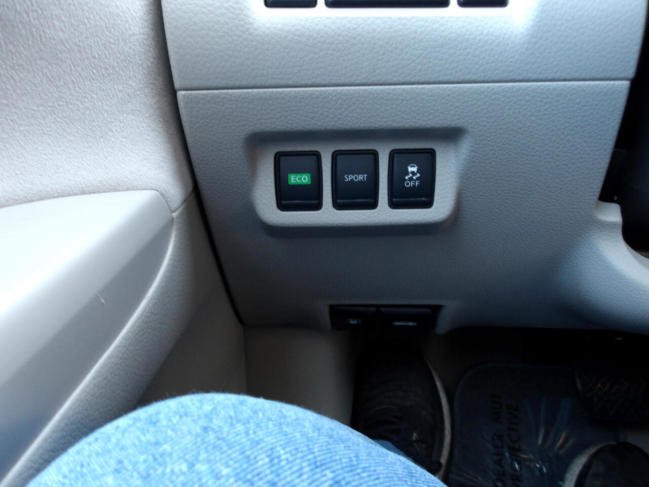 Used 2013 Nissan Sentra SV w/ Driver Pkg image 18