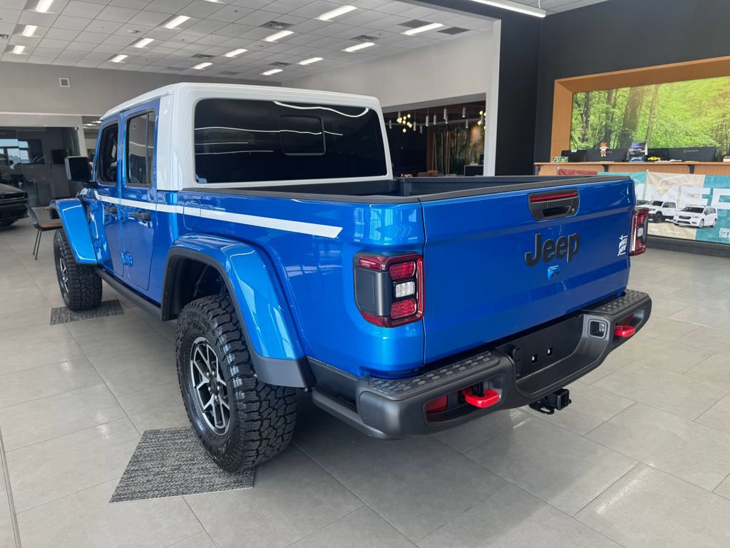 New 2026 Jeep Gladiator Rubicon w/ Whitecap Package AWD/4WD image 35
