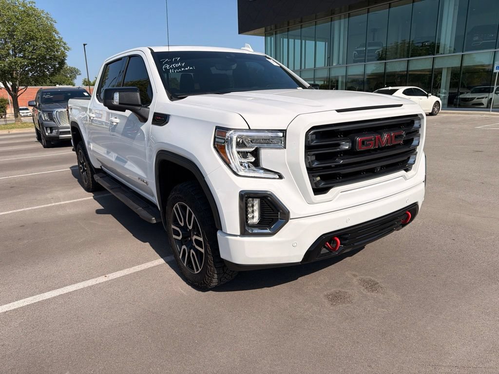 Used 2021 GMC Sierra 1500 AT4 w/ AT4 Value Package AWD/4WD image 2