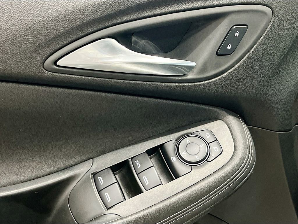 Used 2024 Buick Encore GX Sport Touring w/ Comfort Package image 13