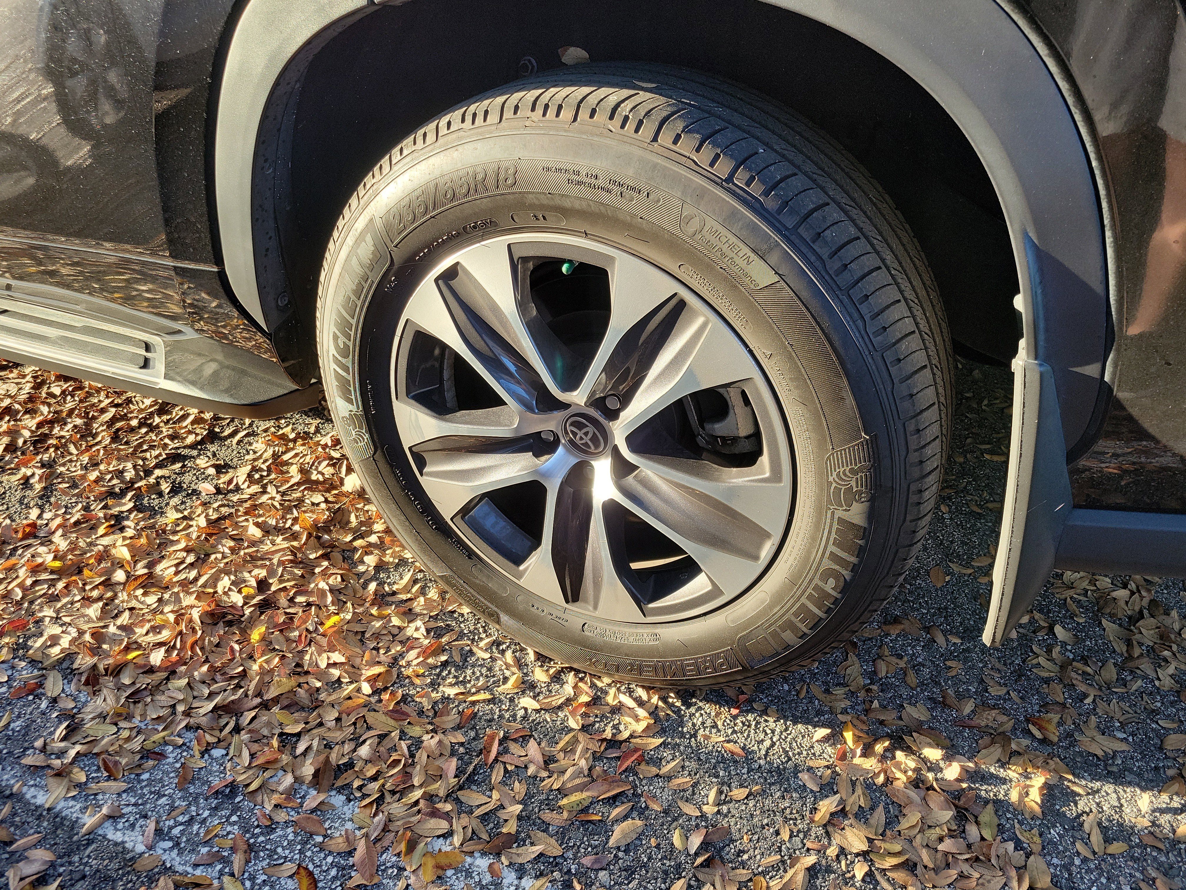 Used 2024 Toyota Highlander XLE image 20