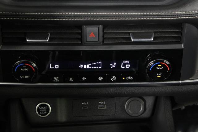 Certified 2023 Nissan Rogue SV FWD image 22