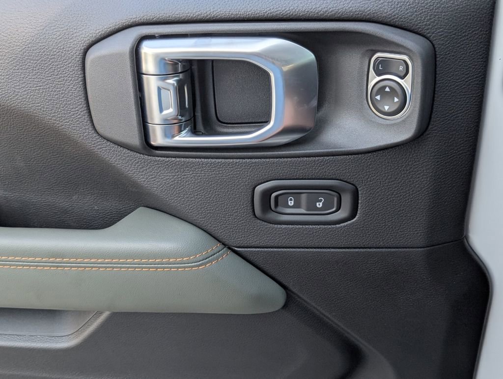New 2026 Jeep Gladiator Mojave AWD/4WD image 26