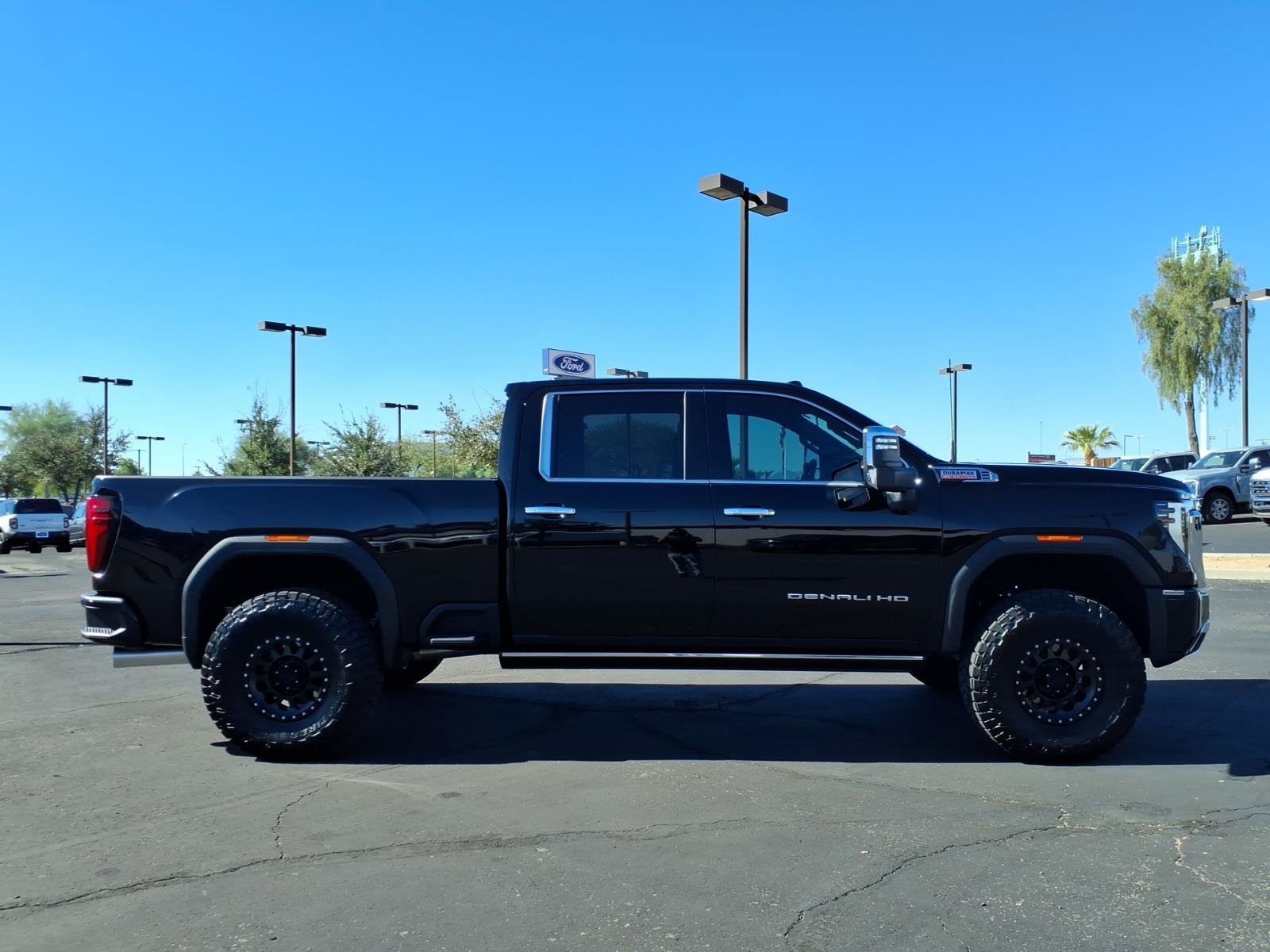 Used 2025 GMC Sierra 2500 Denali w/ Max Trailering Package AWD/4WD image 6