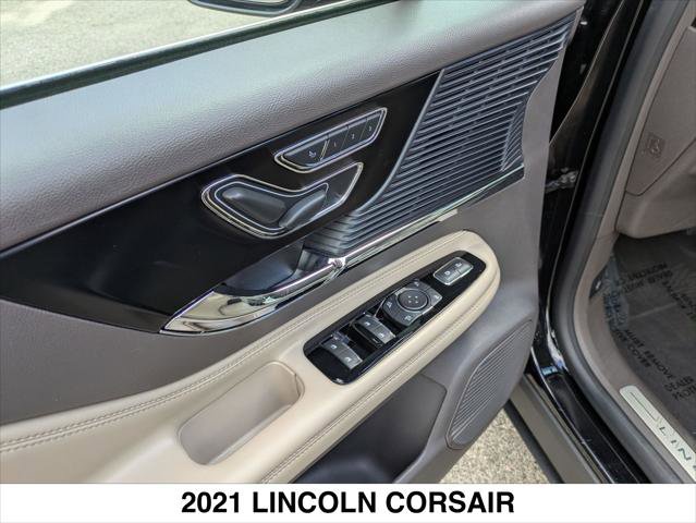 Used 2021 Lincoln Corsair FWD w/ Premium Package image 11
