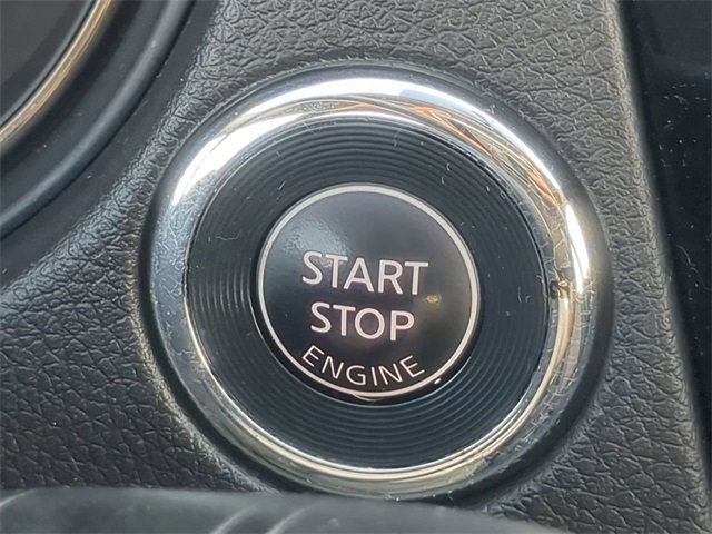 Used 2017 Nissan Rogue Sport SV image 26