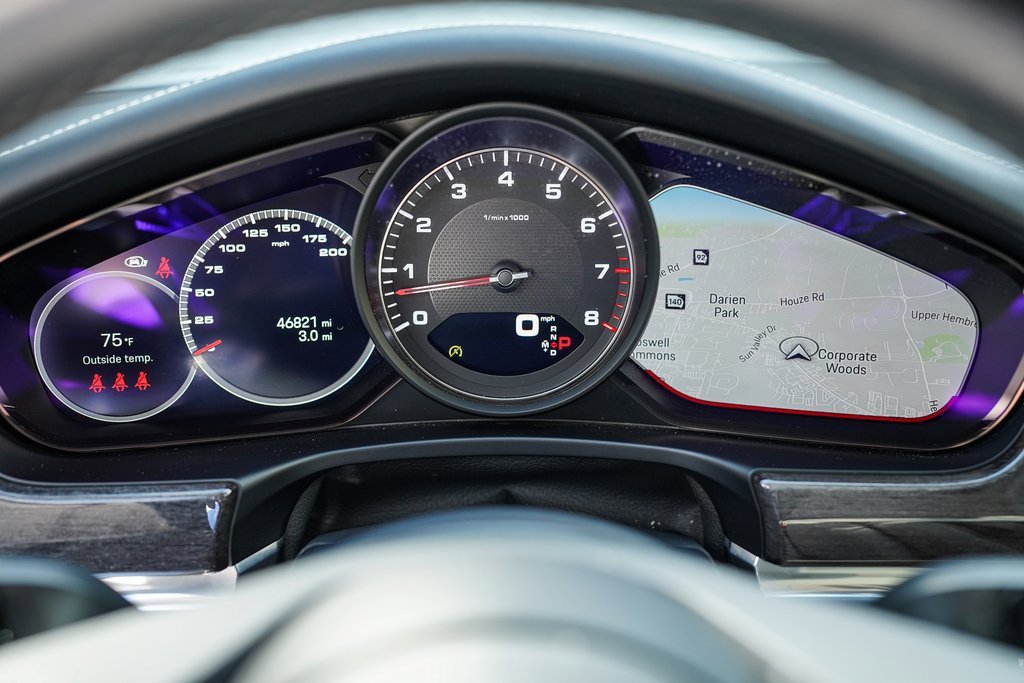 Used 2022 Porsche Panamera 4S w/ Premium Package image 26
