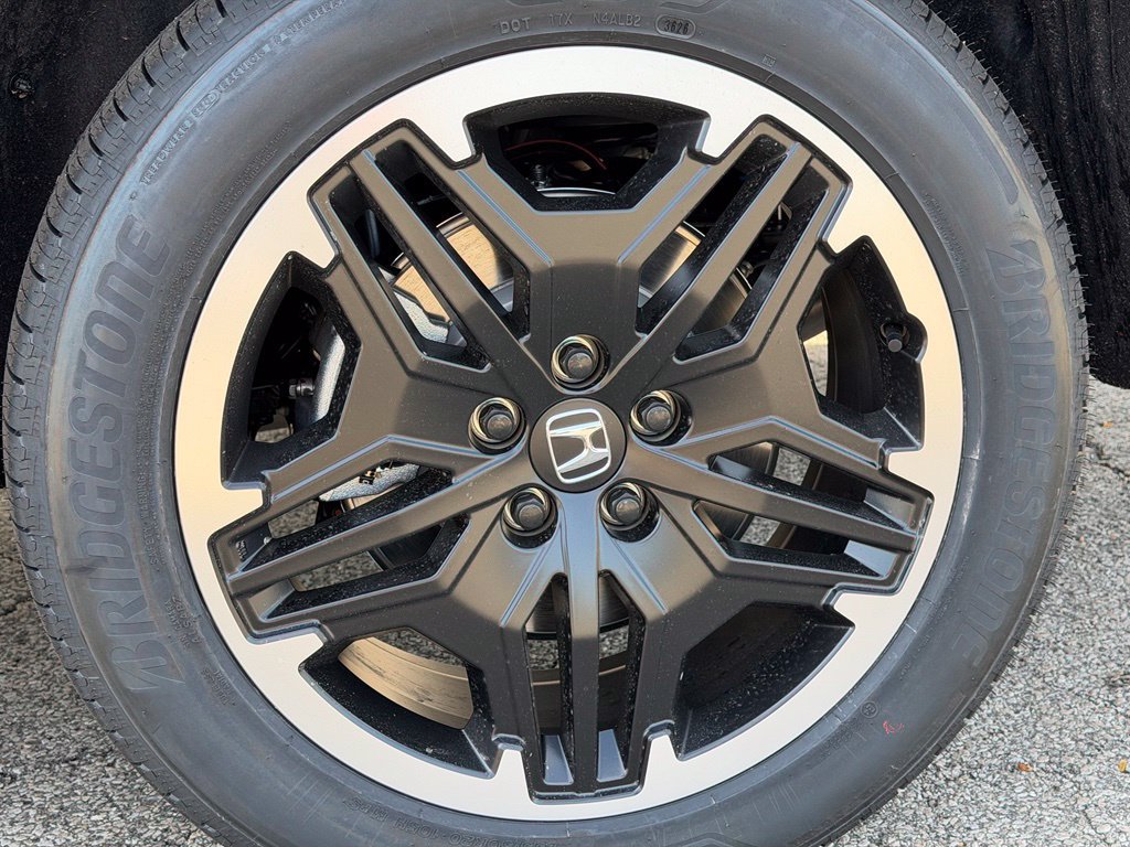 New 2026 Honda Pilot Touring image 19