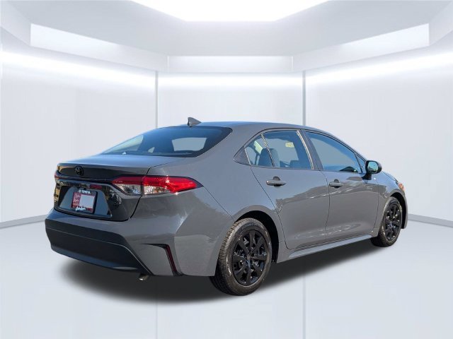 Certified 2024 Toyota Corolla LE FWD image 4
