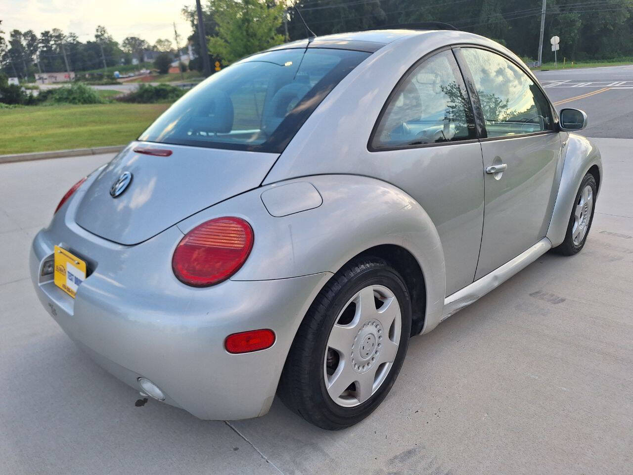 Used 2001 Volkswagen Beetle GLX FWD image 6