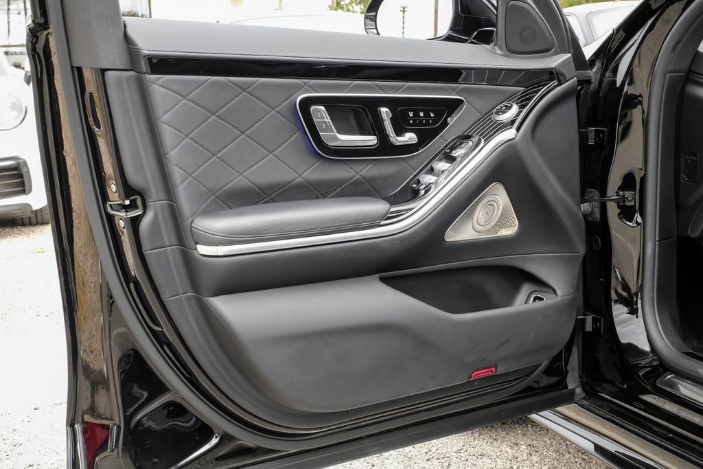 Used 2022 Mercedes-Benz S 580 4MATIC Sedan image 38