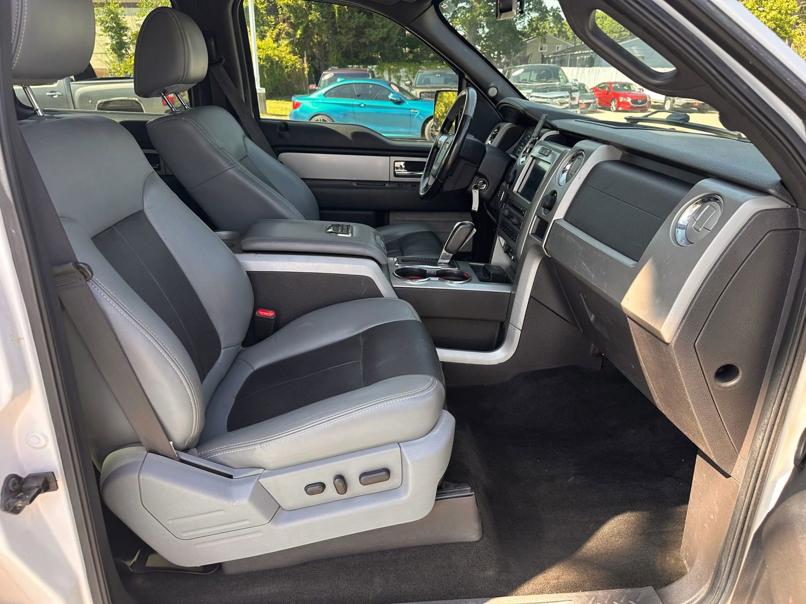 Used 2011 Ford F150 Lariat Limited AWD/4WD image 15