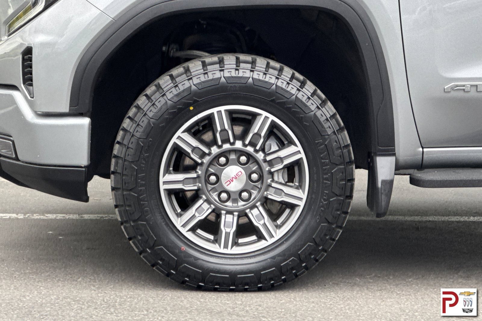 Certified 2024 GMC Sierra 1500 AT4 w/ Technology Package AWD/4WD image 31