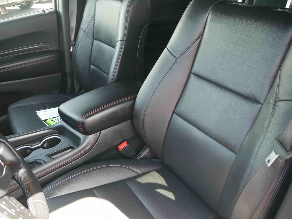 Used 2025 Dodge Durango GT w/ Blacktop Package AWD/4WD image 27