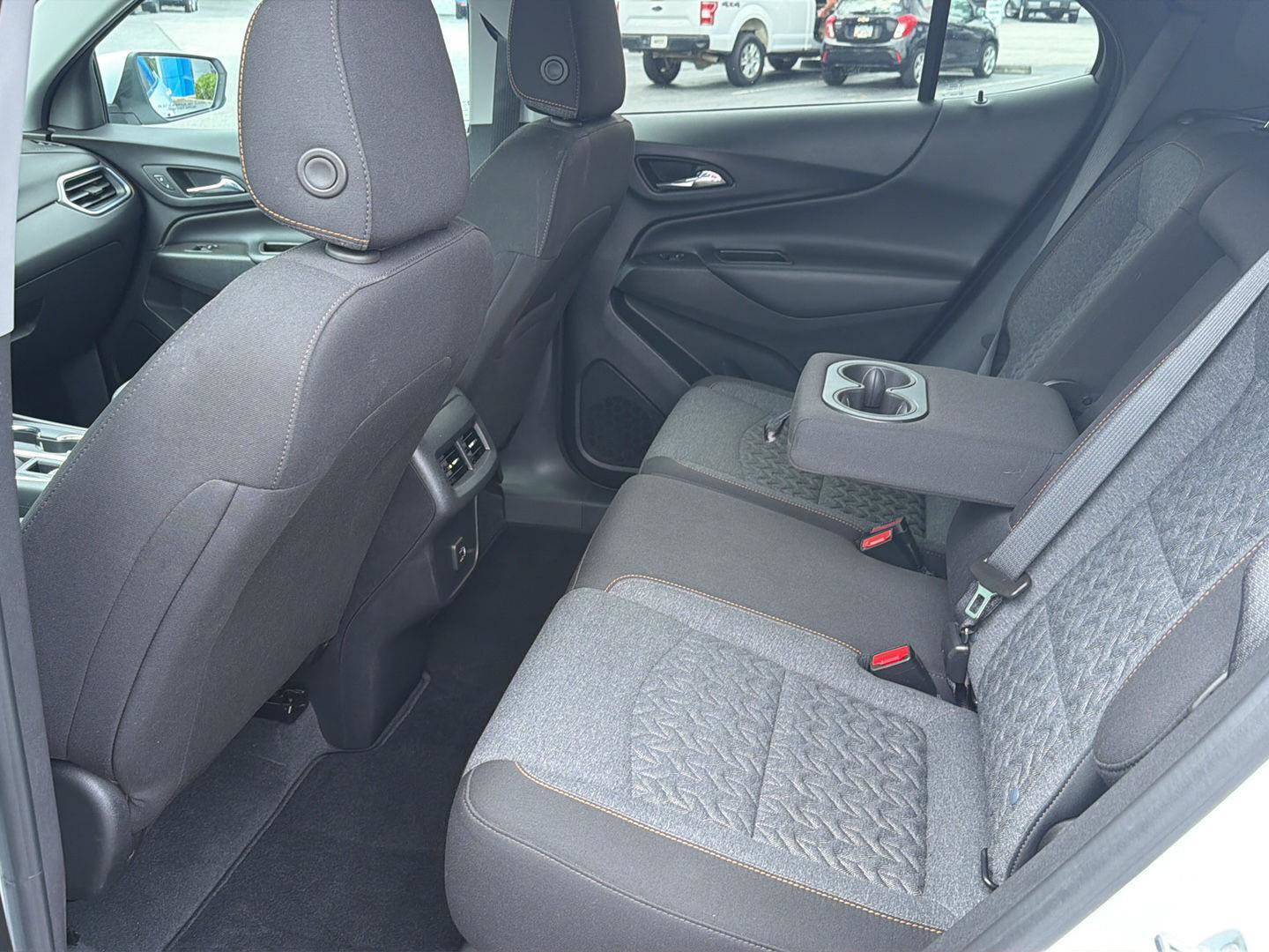 Used 2023 Chevrolet Equinox LT FWD image 11
