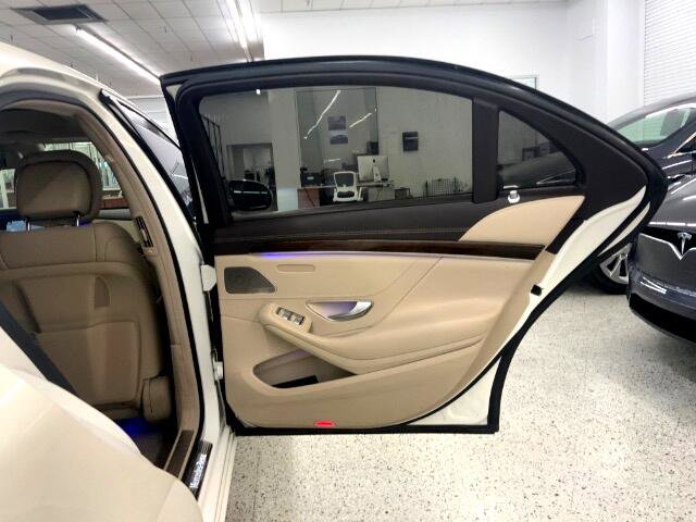 Used 2016 Mercedes-Benz S 550 4dr Sdn S 550 4MATIC image 27