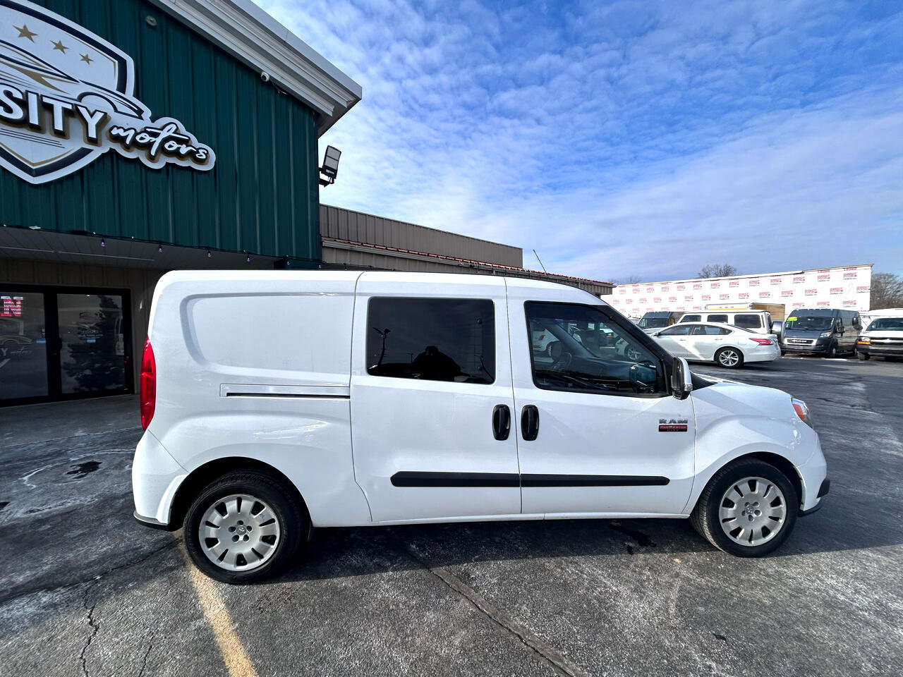Used 2019 RAM ProMaster City Tradesman SLT image 2