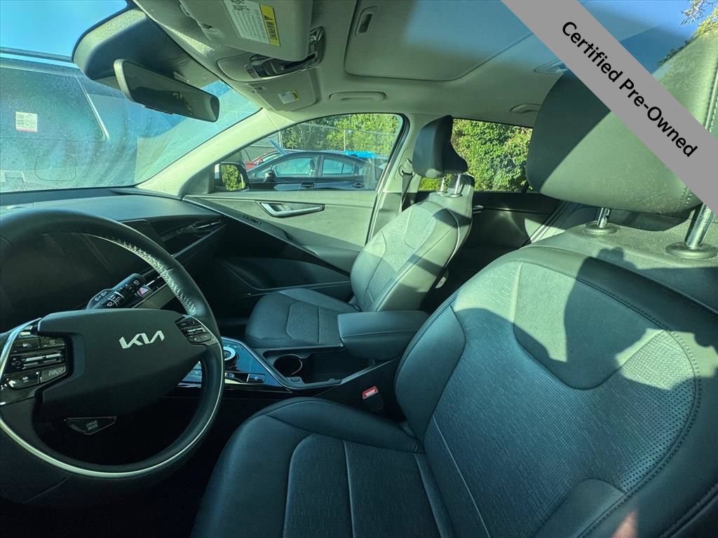 Certified 2024 Kia Niro Wave FWD image 7