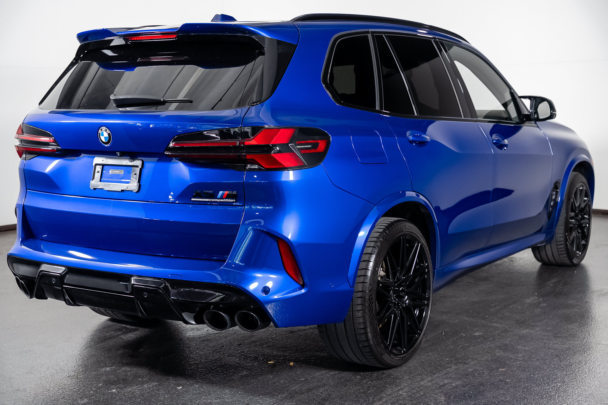 Used 2025 BMW X5 M Competition AWD/4WD image 38