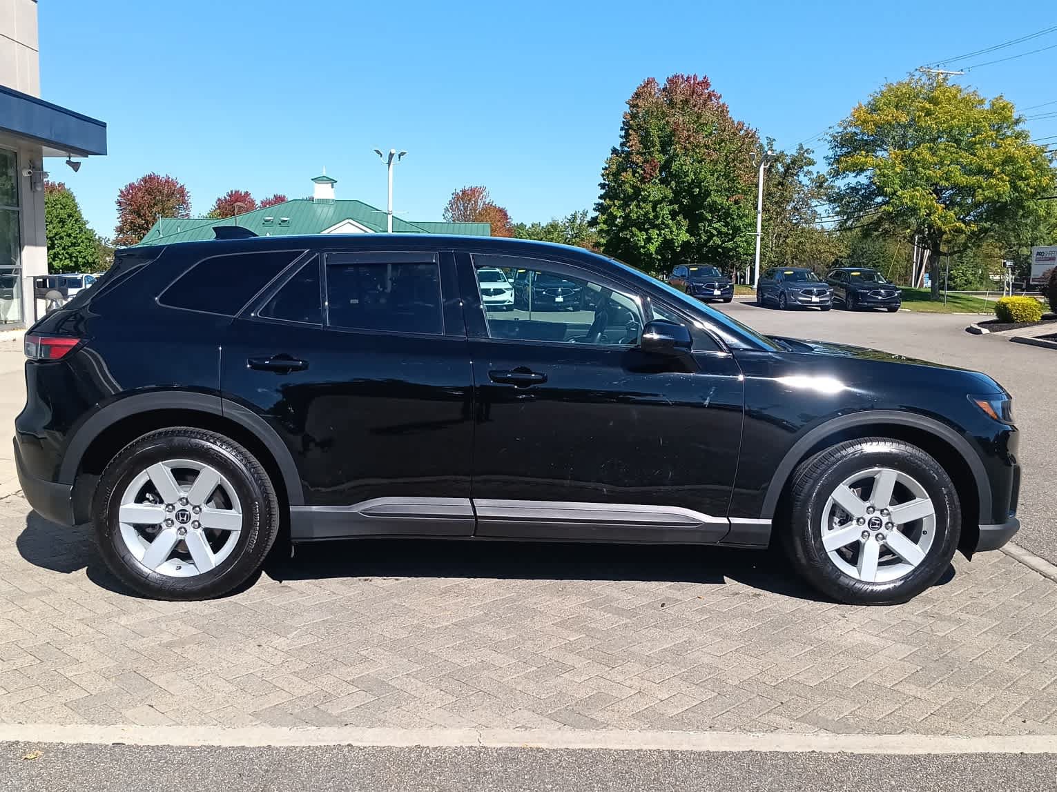 Used 2024 Honda Prologue EX image 6