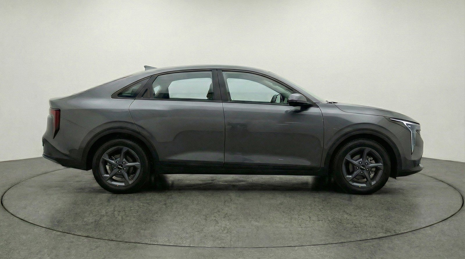 Used 2025 Kia K4 LXS image 11
