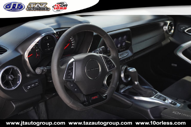 Used 2020 Chevrolet Camaro SS RWD image 17
