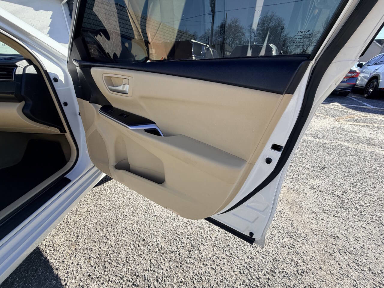 Used 2017 Toyota Camry LE image 57