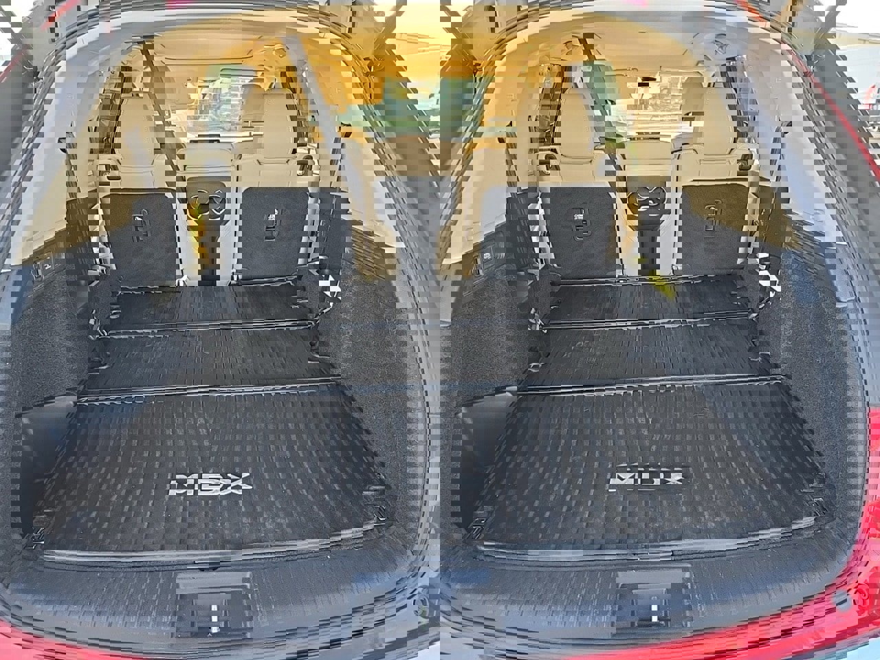 Used 2022 Acura MDX SH-AWD w/ Technology Package image 11