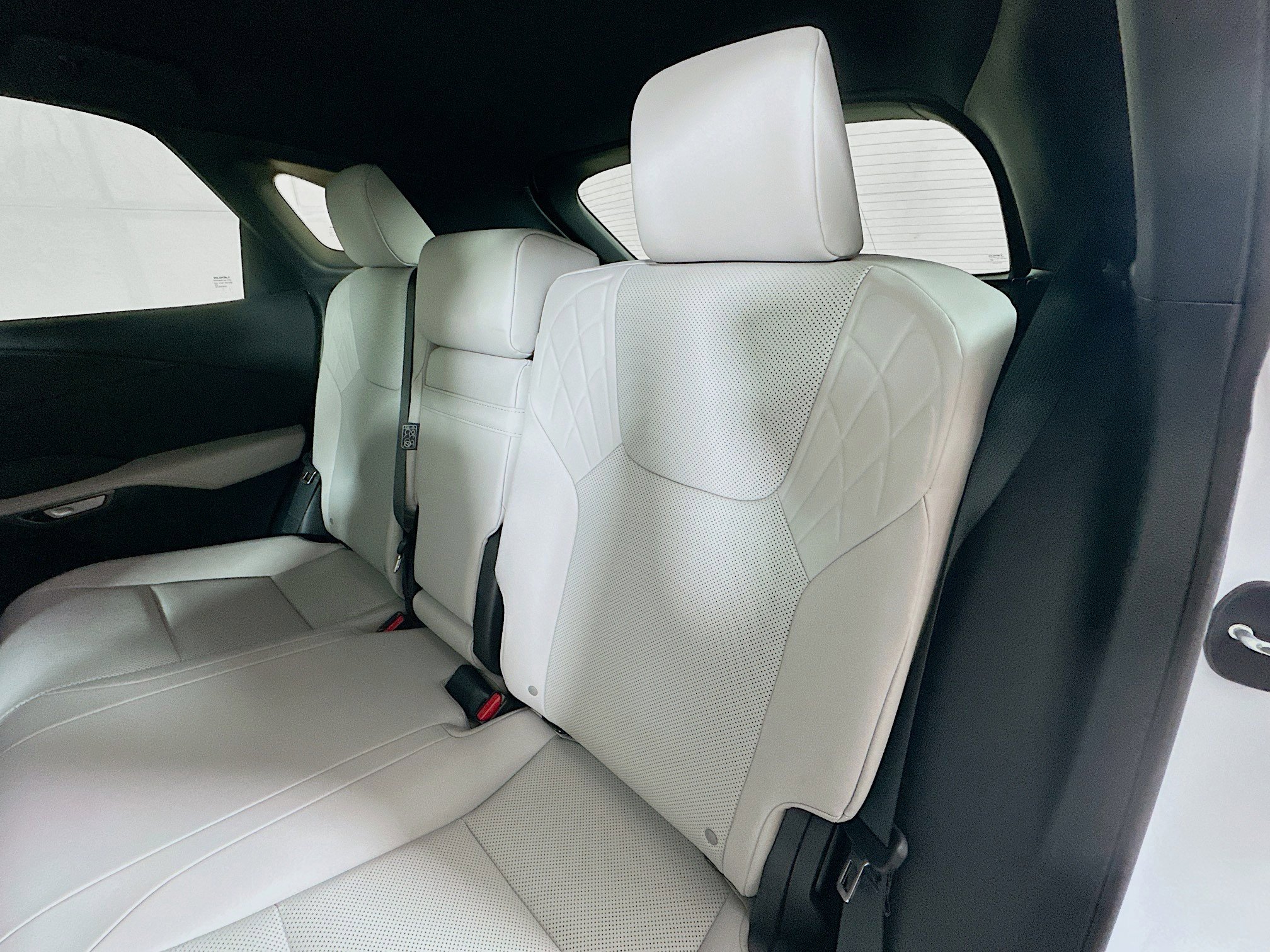 Certified 2025 Lexus RX 350 F Sport w/ Convenience Package image 23