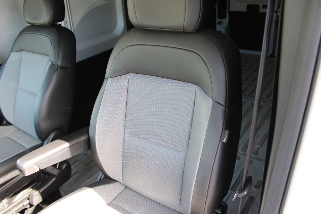 Used 2025 RAM ProMaster 2500 w/ Convenience Group FWD image 16