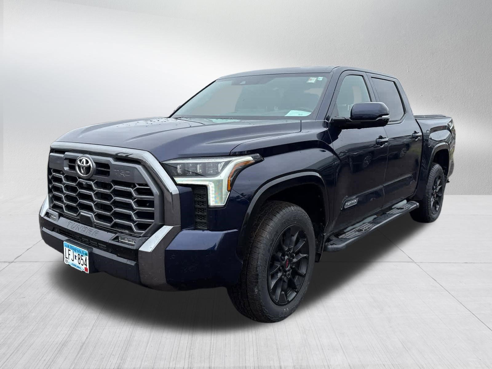 Used 2024 Toyota Tundra Platinum w/ TRD Off-Road Package AWD/4WD image 3