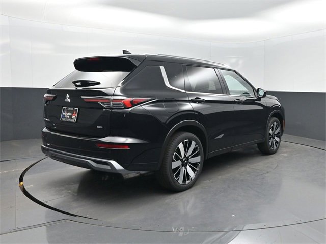 New 2025 Mitsubishi Outlander SEL image 31