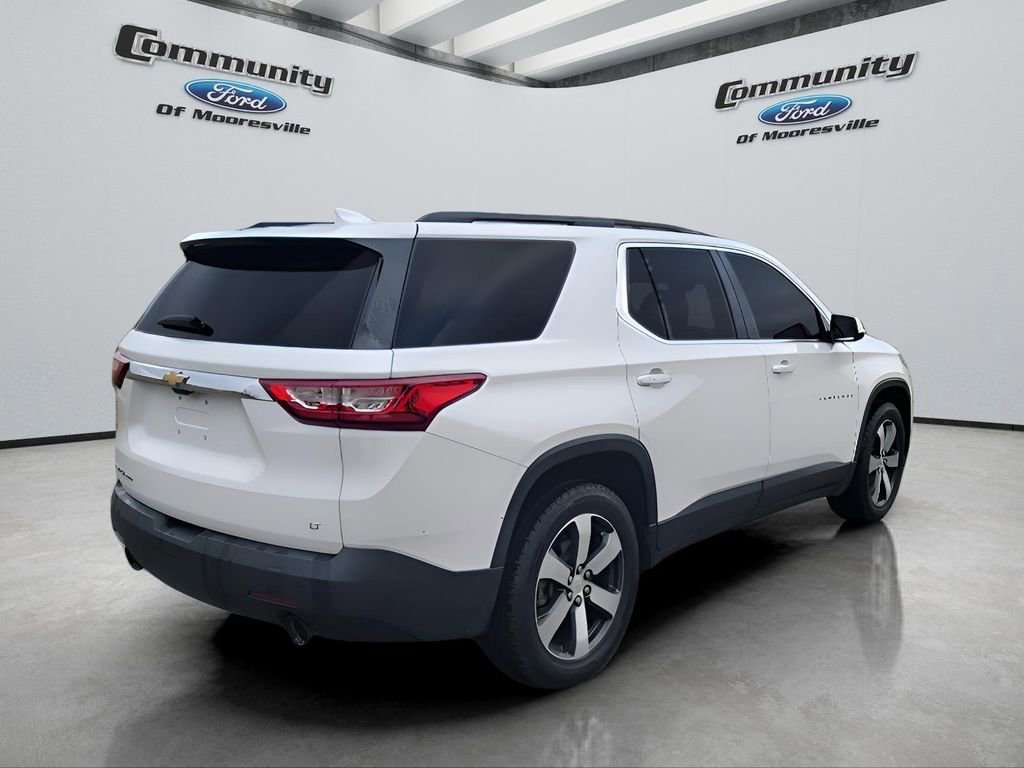 Used 2019 Chevrolet Traverse LT w/ LT Premium Package image 9