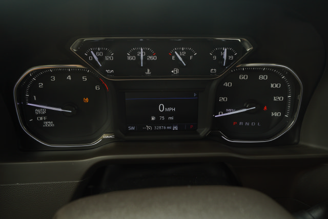 Used 2019 GMC Sierra 1500 SLT w/ SLT Premium Plus Package AWD/4WD image 18