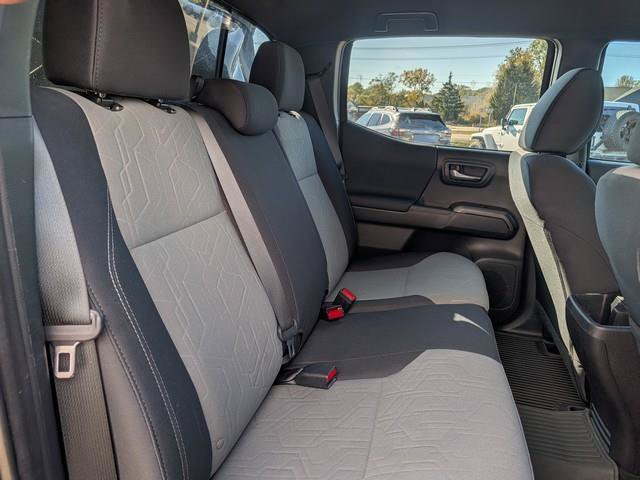 Used 2022 Toyota Tacoma TRD Off-Road AWD/4WD image 22