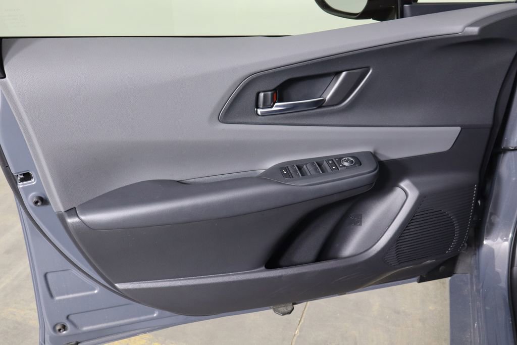 Used 2025 Toyota Prius XLE image 20