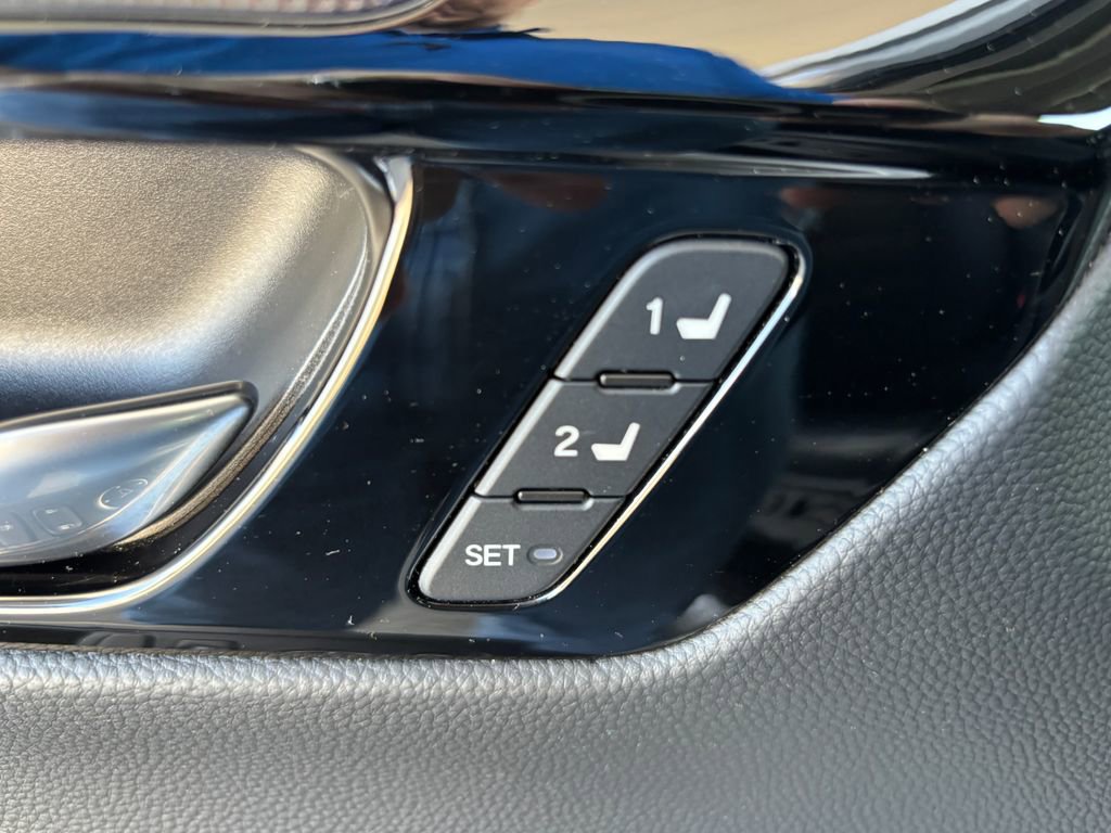 Used 2024 Honda CR-V EX-L image 27