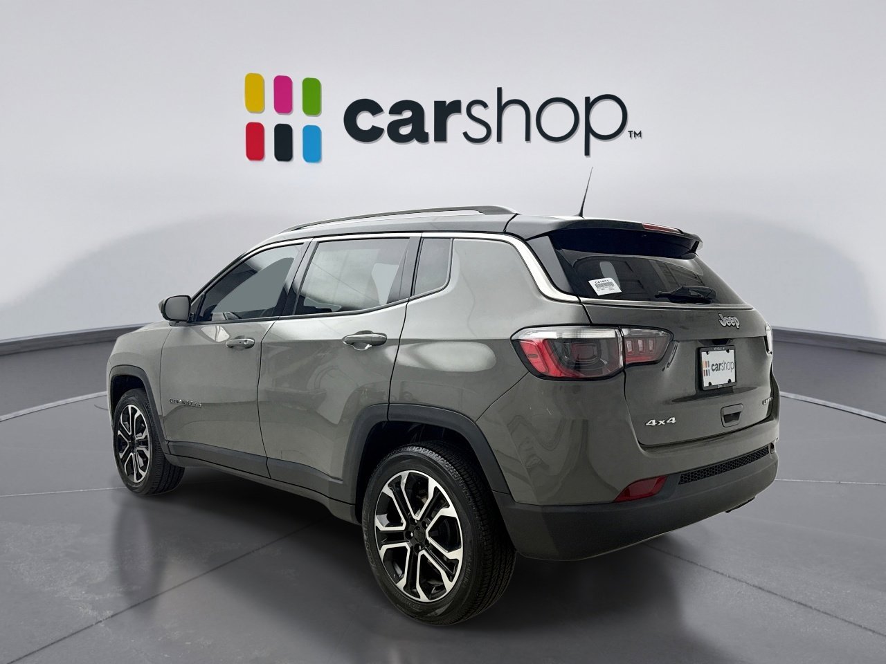 Used 2022 Jeep Compass Limited w/ Sun and Sound Group AWD/4WD image 3