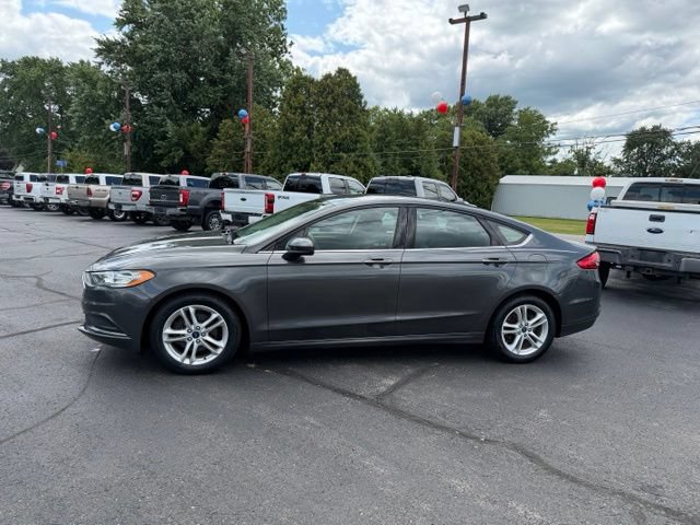 Used 2018 Ford Fusion SE w/ Fusion SE Technology Package FWD image 7