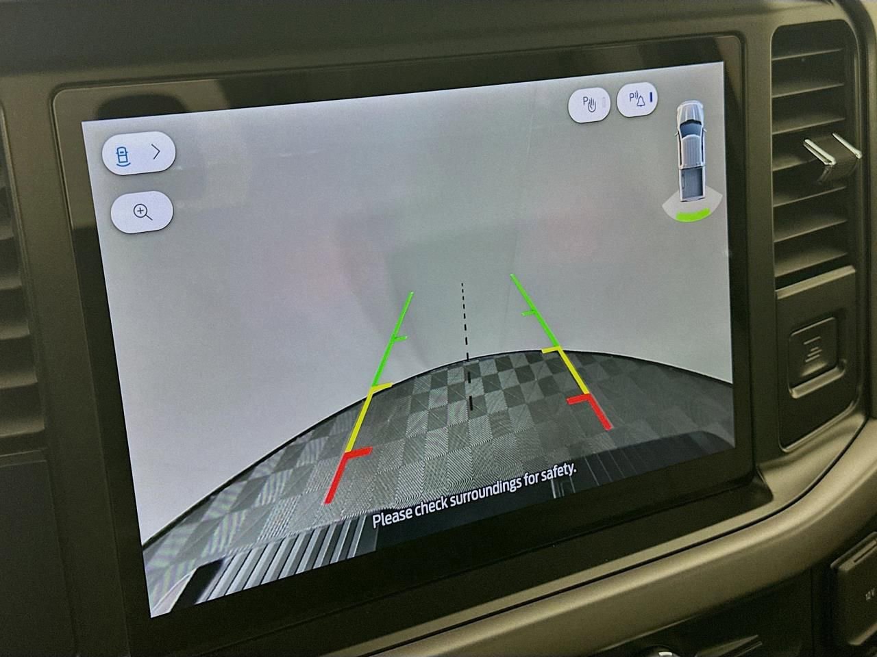 Used 2025 Ford F150 XLT w/ Equipment Group 301A Standard image 14