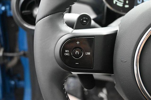 Used 2024 MINI Cooper S FWD image 11