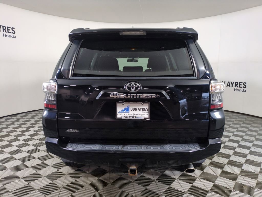 Used 2019 Toyota 4Runner SR5 image 4