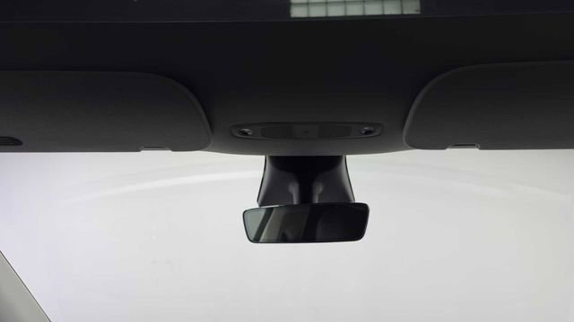 Used 2021 Tesla Model Y 2WD image 17