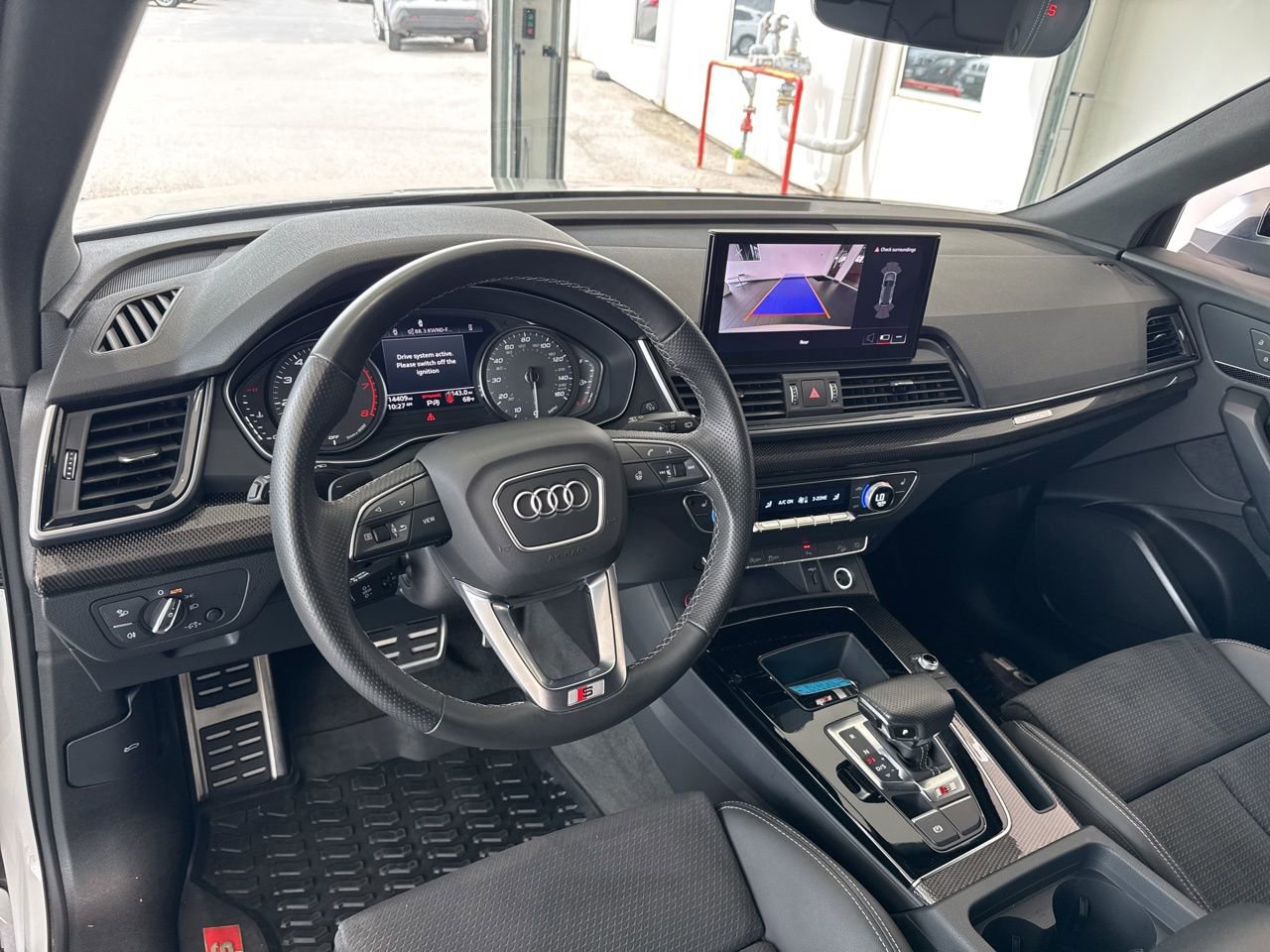 Used 2024 Audi SQ5 Premium image 16